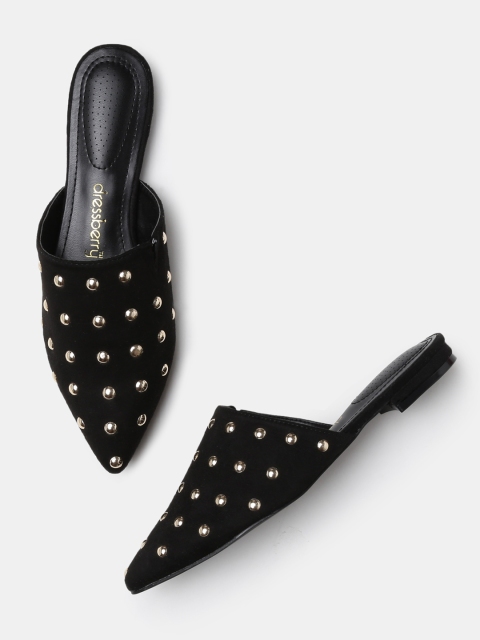 

DressBerry Women Black & Gold-Toned Studded Mules