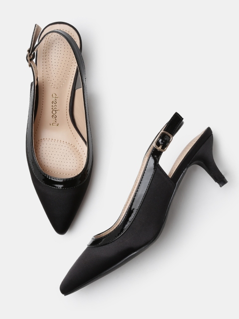 

DressBerry Women Black Solid Pumps
