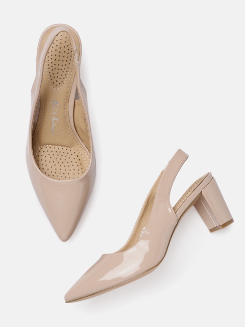 

Mast & Harbour Women Nude-Coloured Solid Pumps