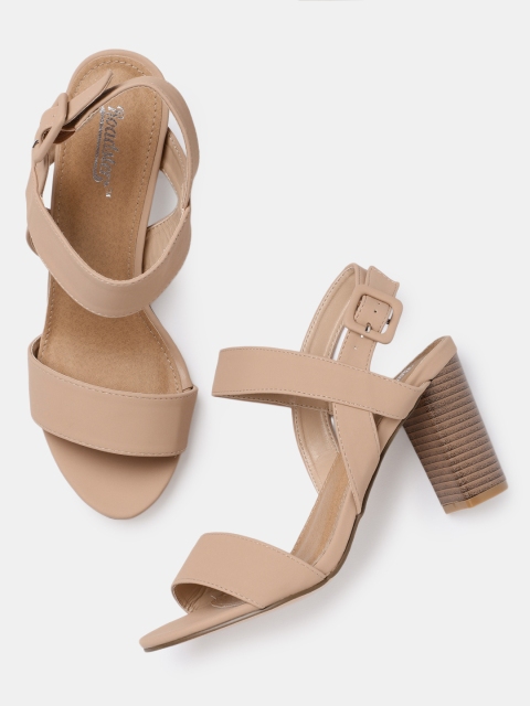 

Roadster Women Nude-Coloured Solid Sandals