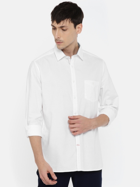 

J Hampstead Men White Slim Fit Solid Casual Shirt