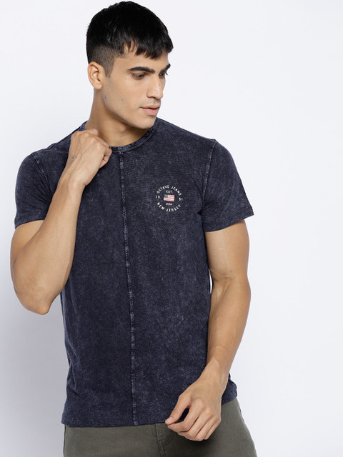 

Octave Men Navy Blue Solid Round Neck T-shirt