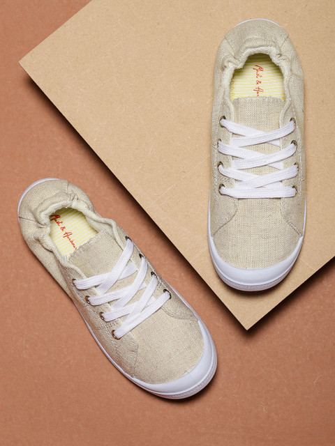 

Mast & Harbour Women Beige Sneakers
