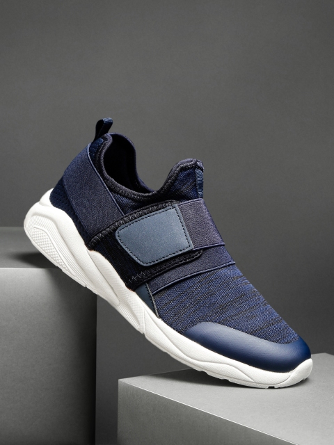 

HRX by Hrithik Roshan Men Flash Knit Navy Blue Slip-On Sneakers