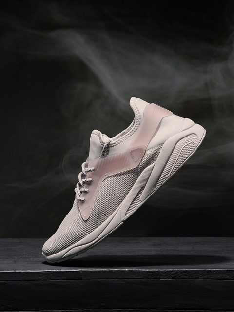 

HRX by Hrithik Roshan Men Beige Flex Street Sneakers