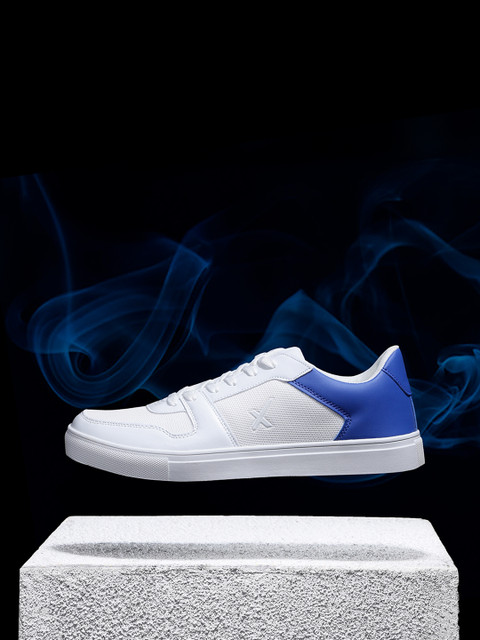 

HRX by Hrithik Roshan Men White & Blue Sneakers