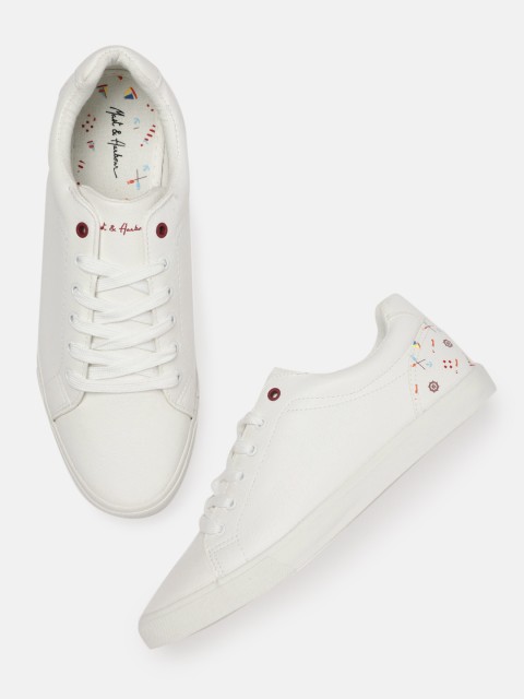 

Mast & Harbour Men White Sneakers