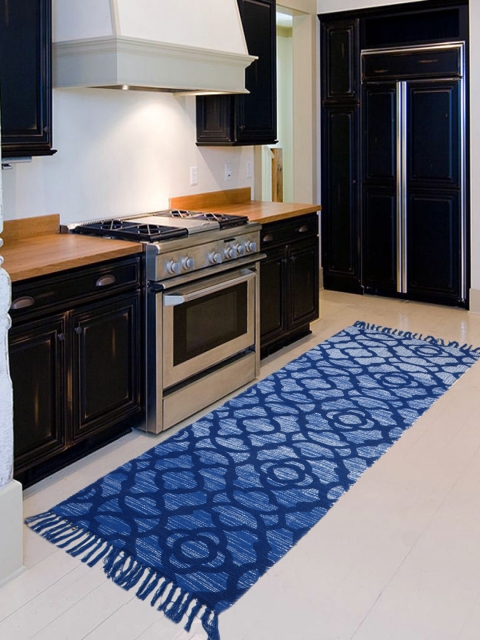 

Saral Home Blue Printed Runner