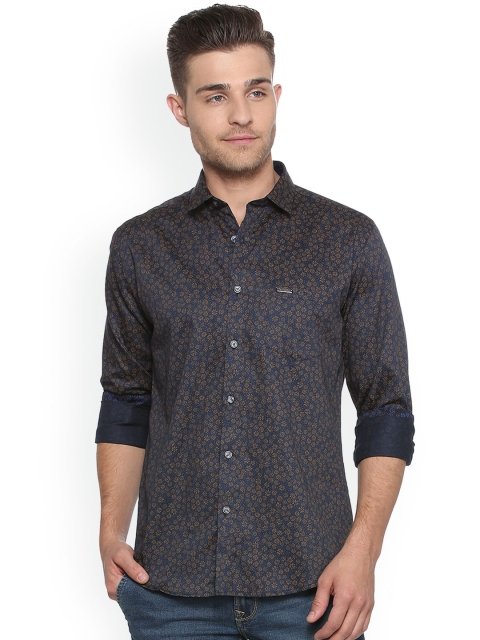 

V Dot Men Blue Slim Fit Printed Casual Shirt