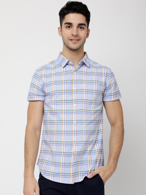 

Black coffee Men White & Blue Slim Fit Checked Casual Shirt