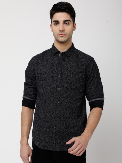 

LOCOMOTIVE Men Black & White Slim Fit Printed Casual Shirt