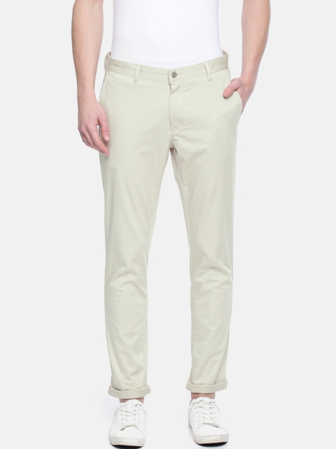 

Blackberrys Men Beige Regular Fit Solid Trousers