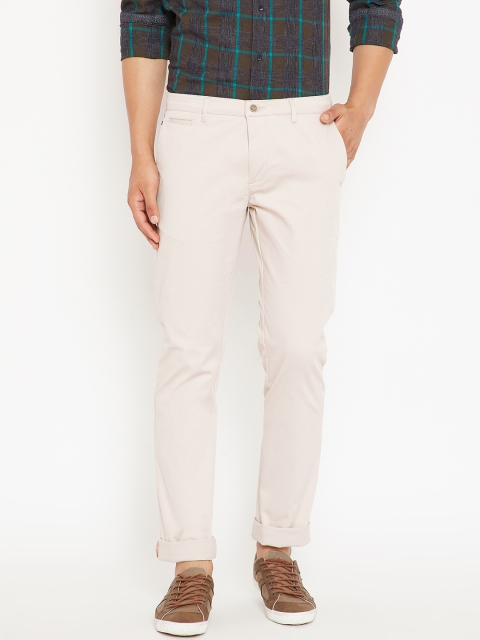 

Blackberrys Men Off-White Solid Trousers