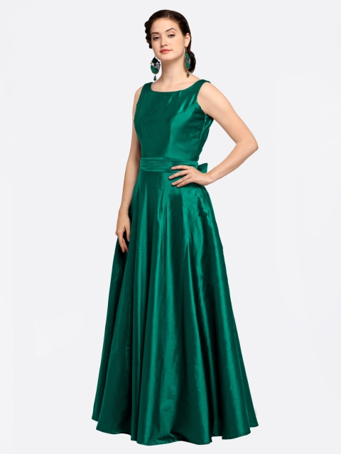 

Inddus Women Green Solid Fit and Flare Dress