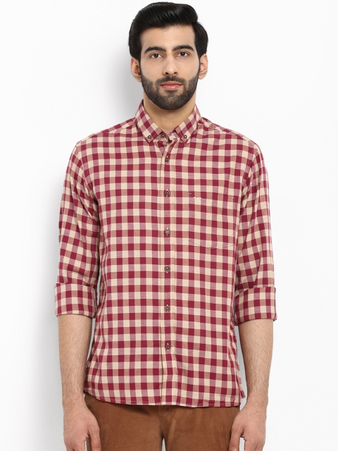 

ColorPlus Men Maroon & White Tailored Fit Checked Casual Shirt