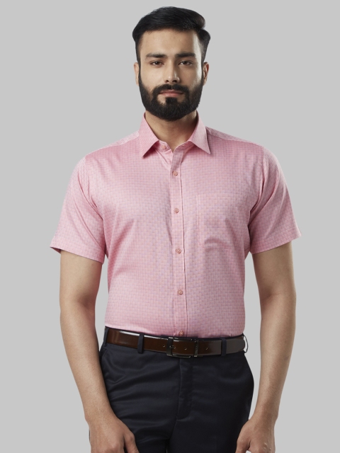 

Raymond Men Pink Regular Fit Checked Casual Shirt