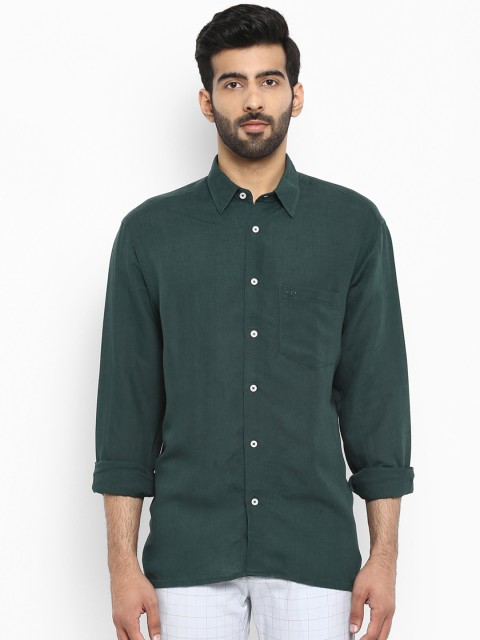 

ColorPlus Men Green Regular Fit Solid Casual Shirt