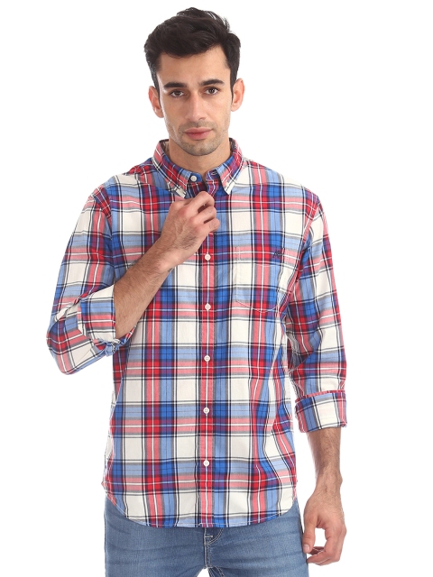 

Aeropostale Men Blue & Red Regular Fit Checked Casual Shirt