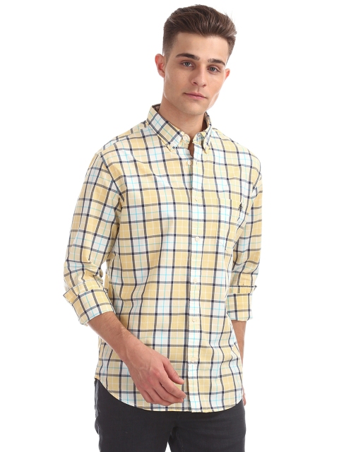 

Aeropostale Men Yellow & White Regular Fit Checked Casual Shirt