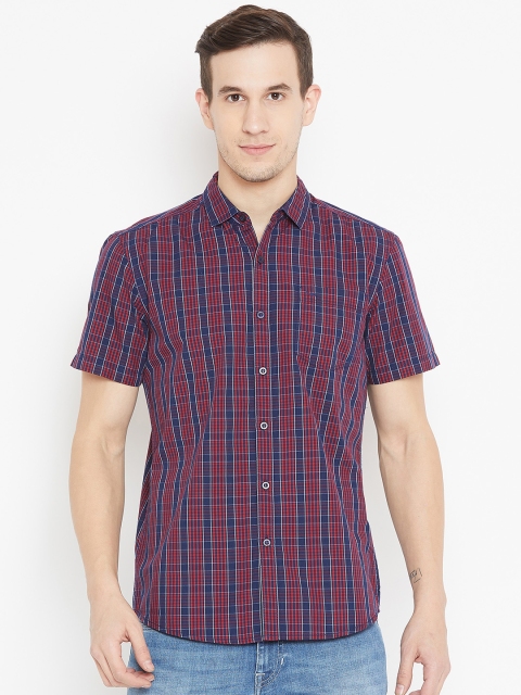 

Lee Men Navy Blue & Red Slim Fit Checked Casual Shirt