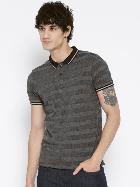 

Lee Men Charcoal Grey Striped Polo Collar T-shirt