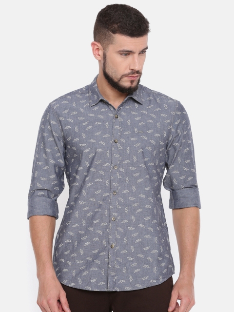 

Lee Men Grey Slim Fit Printed Casual Shirt
