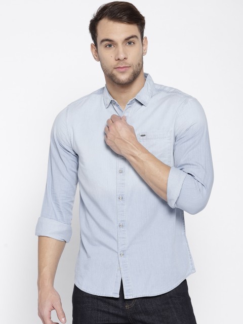 

Lee Men Blue Slim Fit Solid Denim Casual Shirt
