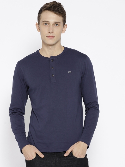 

Lee Men Navy Blue Solid Henley Neck T-shirt