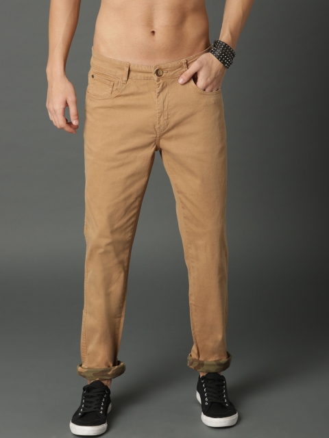 

Roadster Men Khaki Regular Fit Solid Chinos