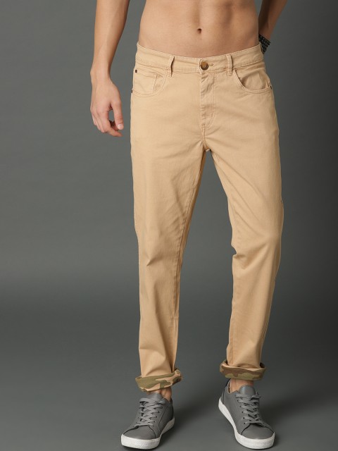 

Roadster Men Beige Regular Fit Solid Chinos