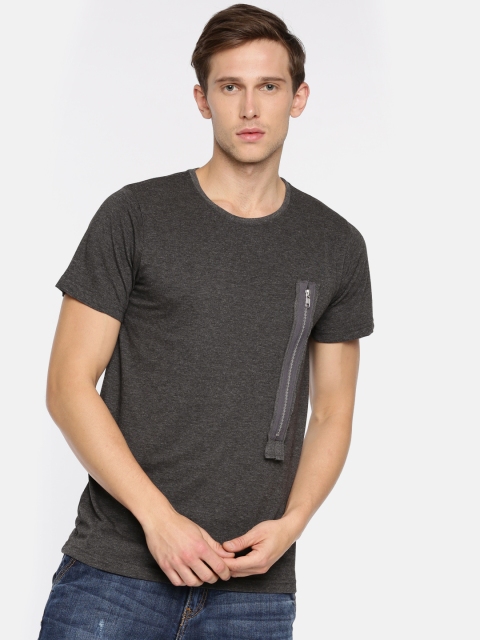 

SKULT by Shahid Kapoor Men Charcoal Grey Solid Round Neck T-shirt