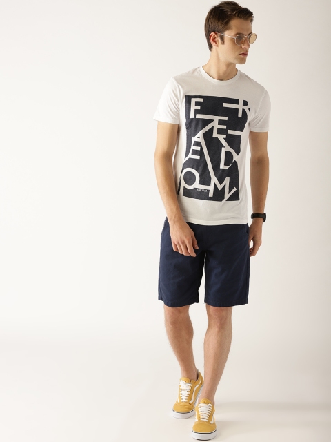

United Colors of Benetton Men White Printed Round Neck T-shirt