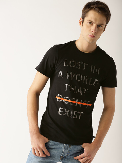 

United Colors of Benetton Men Black Printed Round Neck T-shirt