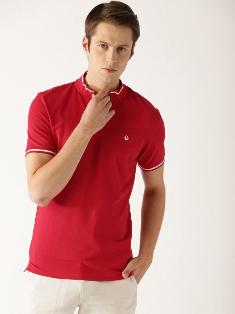 

United Colors of Benetton Men Red Solid Stand Collar T-shirt