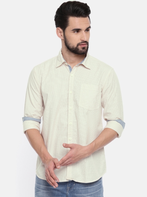 

Ruggers Men Off-White & Beige Regular Fit Checked Casual Shirt