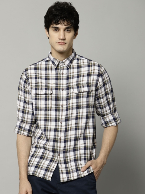 

Marks & Spencer Men White & Navy Blue Regular Fit Checked Casual Shirt