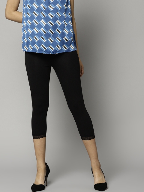 

Marks & Spencer Black 3/4th Leggings