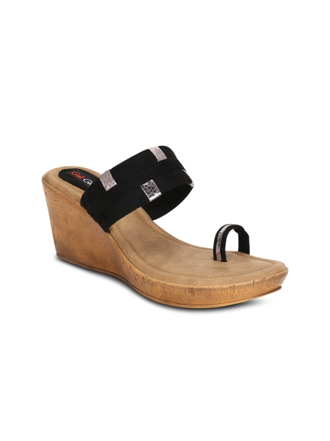 

Get Glamr Women Black Solid Wedges