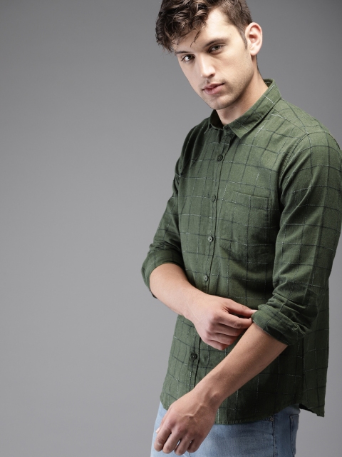 

Moda Rapido Men Olive Green Regular Fit Checked Casual Shirt