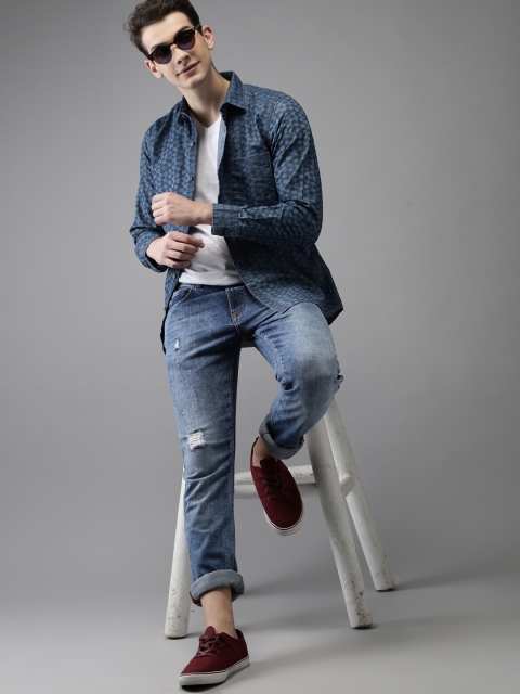 

HERE&NOW Men Navy Blue Regular Fit Printed Chambray Casual Shirt