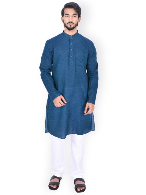 

Manyavar Men Blue Woven Design Straight Kurta