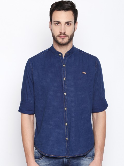 

Solemio Men Navy Blue Regular Fit Solid Casual Shirt
