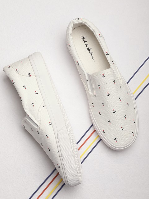 

Mast & Harbour Men White Printed Slip-On Sneakers
