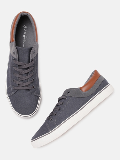 

Mast & Harbour Men Grey Solid Sneakers