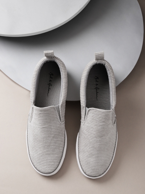 

Mast & Harbour Men Grey Slip-On Sneakers