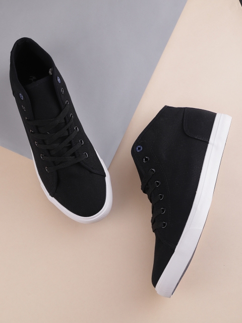 

Mast & Harbour Men Black Solid Sneakers
