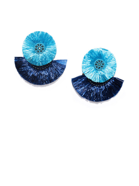 

Pipa Bella Blue Geometric Studs