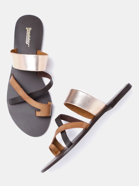 

Roadster Women Rose Gold-Toned & Brown Colourblocked One Toe Flats