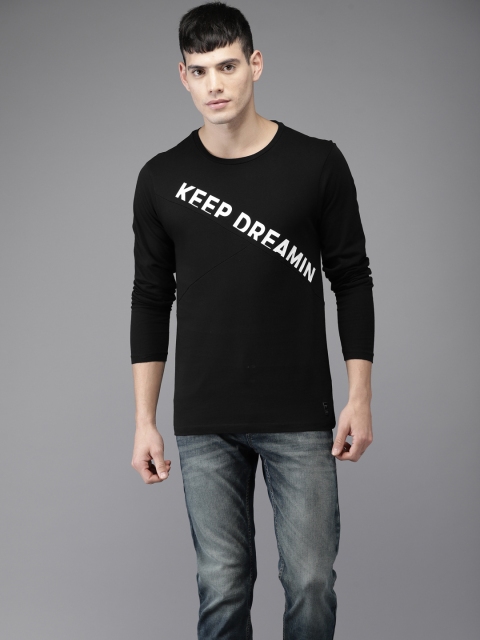 

Flying Machine Men Black Printed Round Neck Pure Cotton T-shirt