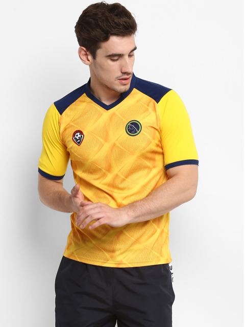 

Alcis Men Yellow Printed V-Neck T-shirt